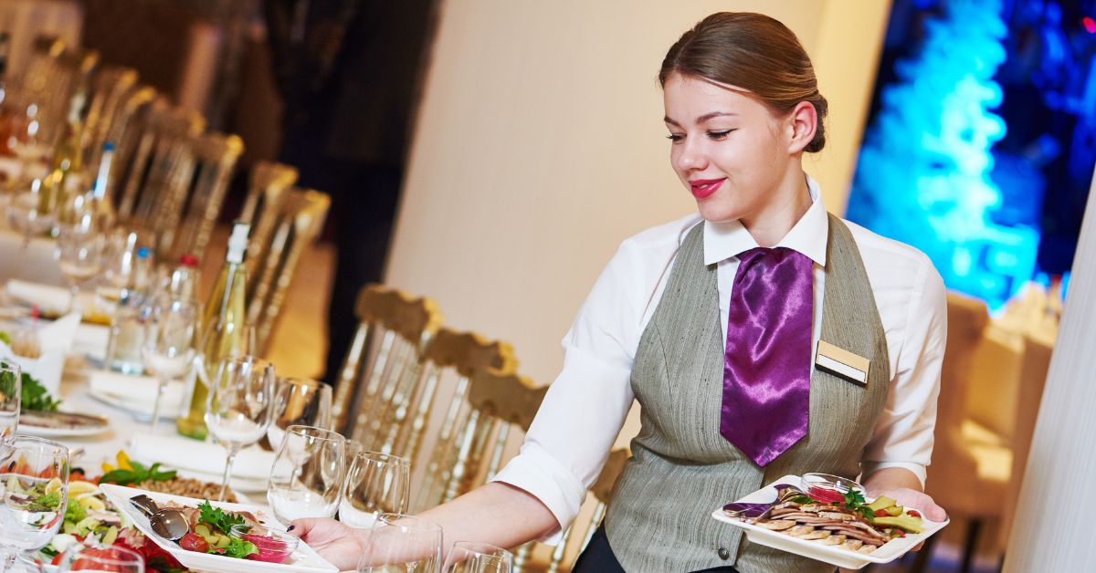 Waiter/Waitress Vacancies in Dubai