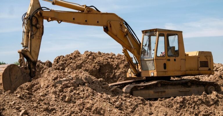 Excavator Operator Jobs in Canada